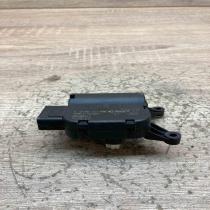 0132801345 1K0 907 511 30061215 Air flap motor/actuator Skoda Superb B6 (3T)