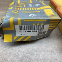 7700678752   Air filter Renault Trafic II (X83)