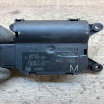 0132801362 111005 02 M Air flap motor/actuator Volkswagen PASSAT CC