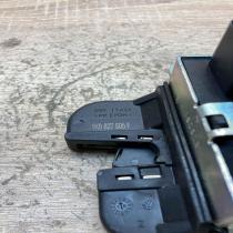 1K6827505F   Tailgate/trunk/boot lock/catch/latch Volkswagen PASSAT B6