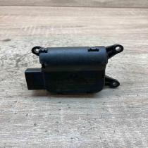 0132801370 05706Z04 130608 02 Air flap motor/actuator Volkswagen PASSAT B7