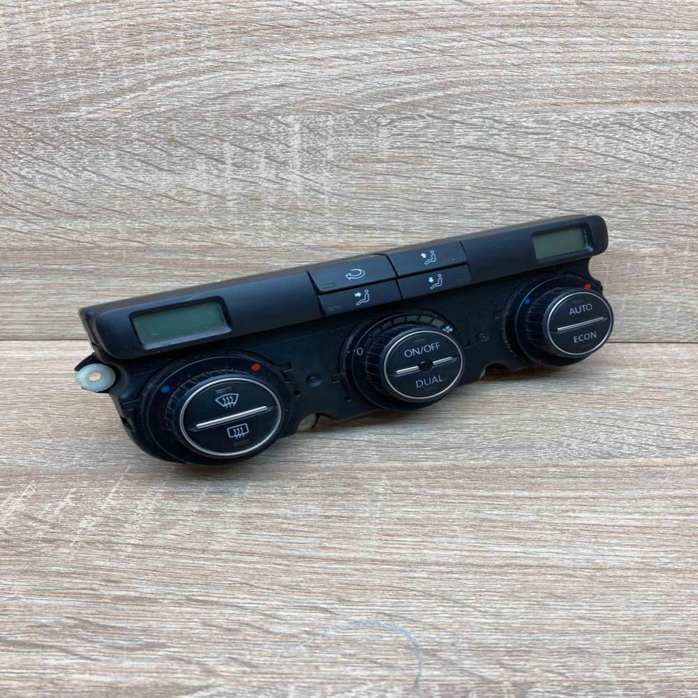3C0907044AF 5HB008731 70  Climate control unit Volkswagen PASSAT B6