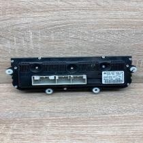 3C0907044AF 5HB008731 70  Climate control unit Volkswagen PASSAT B6