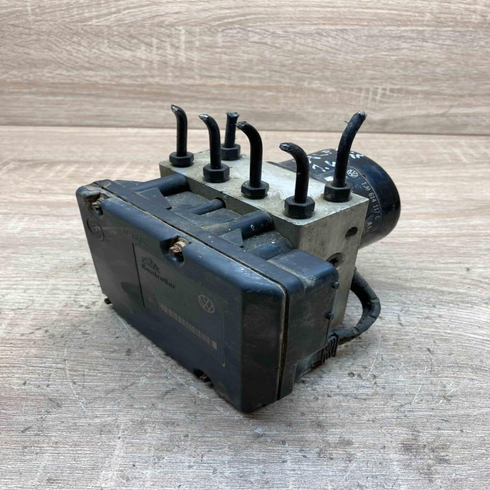 1J0907379G 1J0614117C  ABS Pump Volkswagen Golf IV