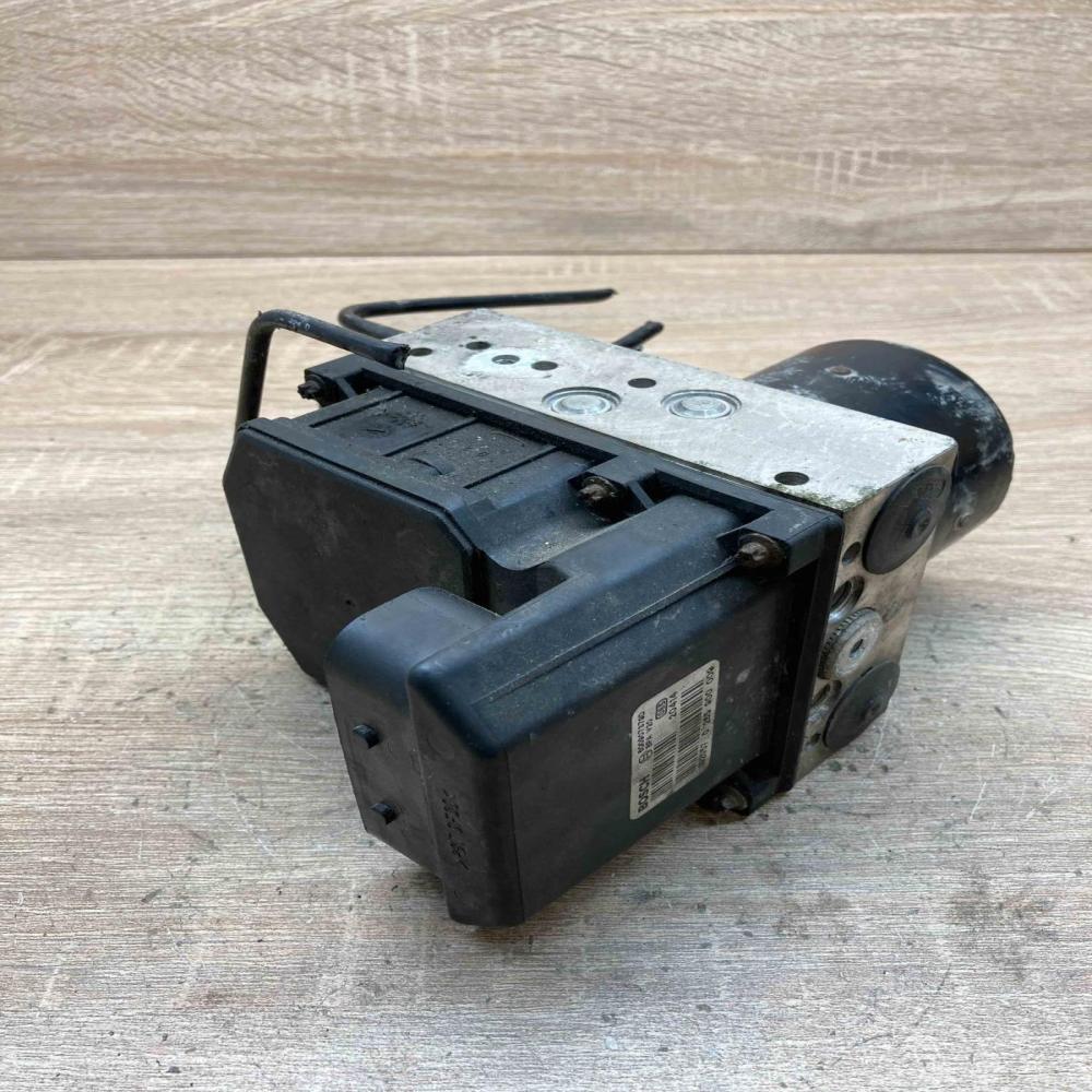 6Q0907379D 0265900009 6Q0614417D ABS Pump Skoda Fabia Mk1 (6Y)