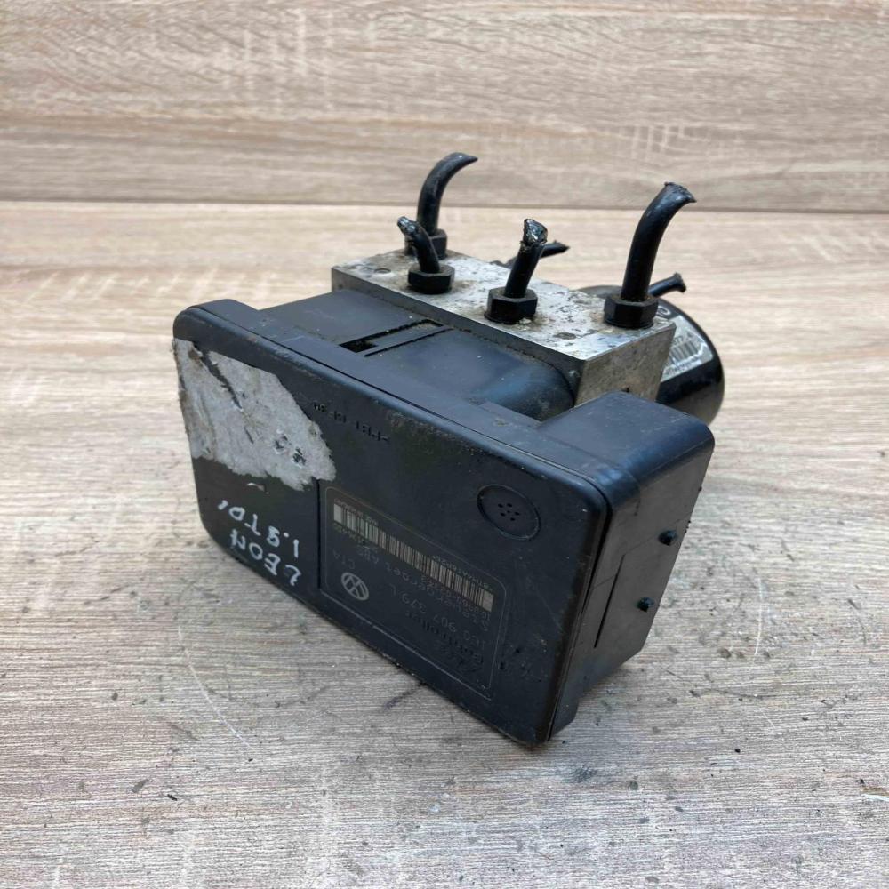 1C0907379L 1J0614117G A5 ABS Pump Volkswagen Golf IV