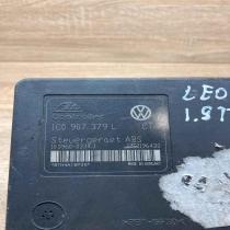 1C0907379L 1J0614117G A5 ABS Pump Volkswagen Golf IV