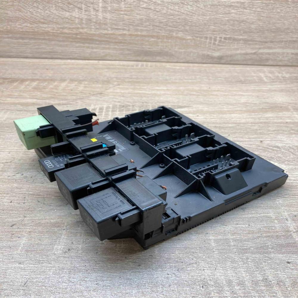 3AA937087   Comfort/convenience module Volkswagen PASSAT B7