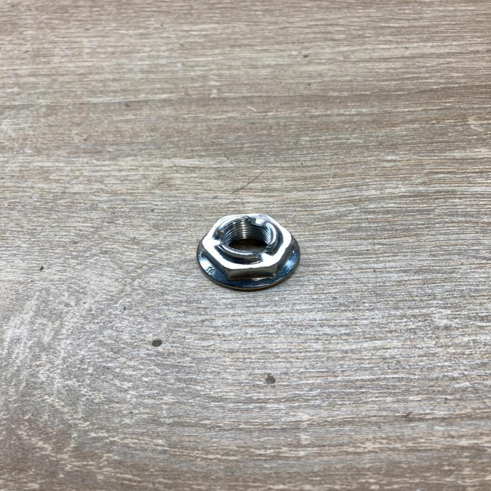 7711001083   Nuts/bolts Renault 9