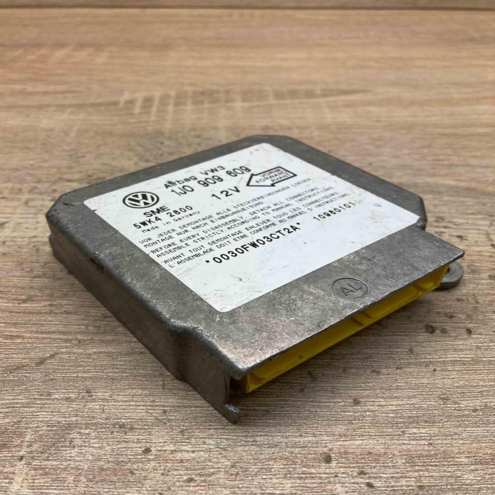 1J0909609 5WK42800  Airbag control unit/module Volkswagen Golf IV