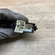 607 3y65   Electric window control switch Toyota Corolla E100