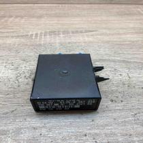 8357068 05012100  Window wiper relay BMW 3 E36