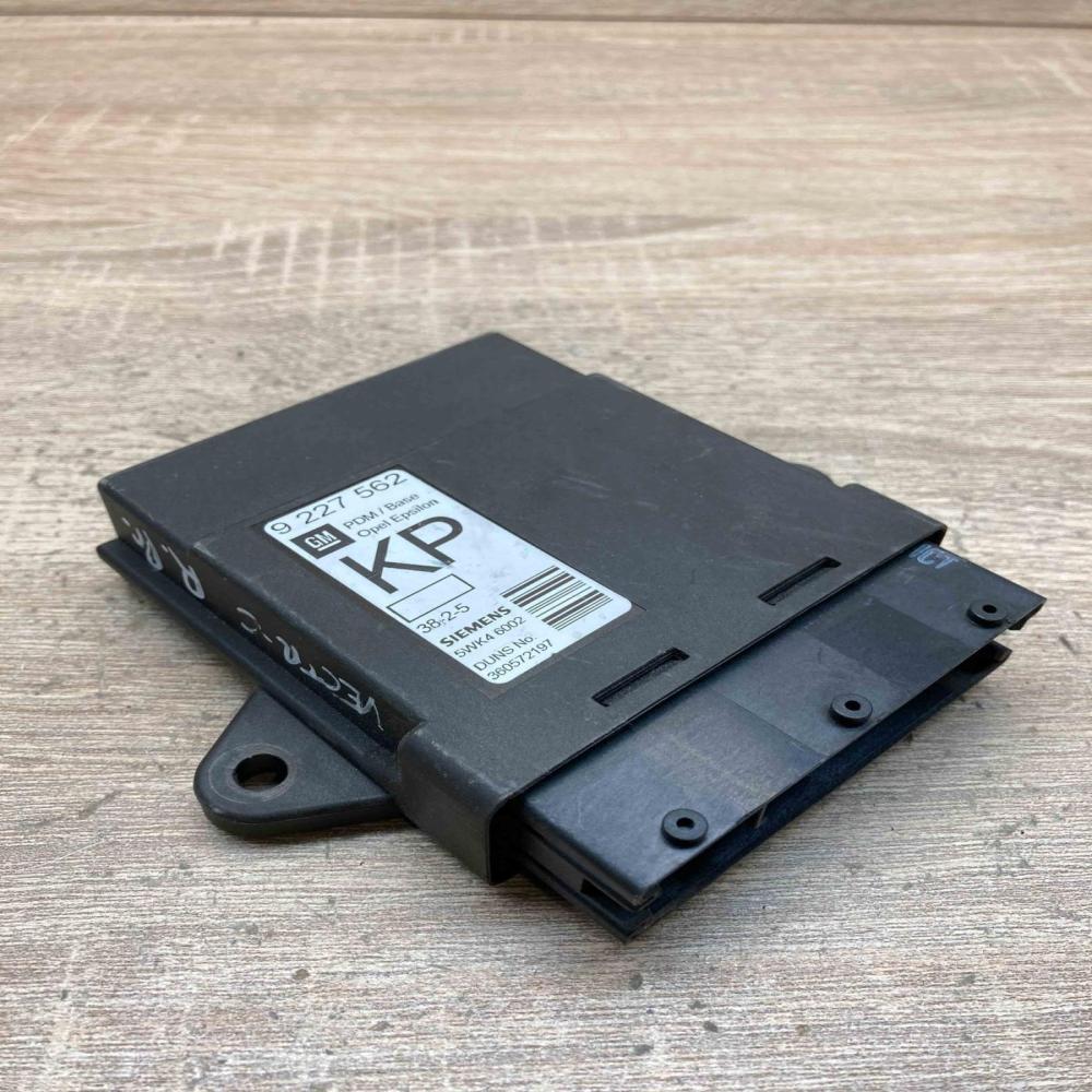 9227562 5WK46002 KP Door central lock control unit/module Opel Vectra C