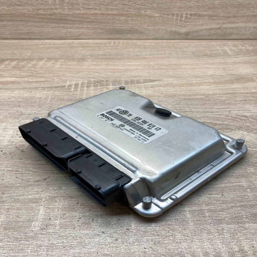 038906019KD 0281011205  Engine control unit/module ECU Volkswagen PASSAT B5.5