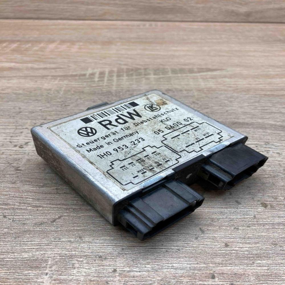 1H0953233 05060002  Alarm control unit/module Volkswagen Golf III