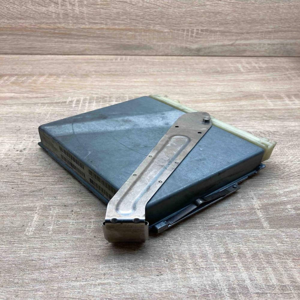 0281001592 17390059  Engine control unit/module ECU Volvo S70  V70  V70 XC