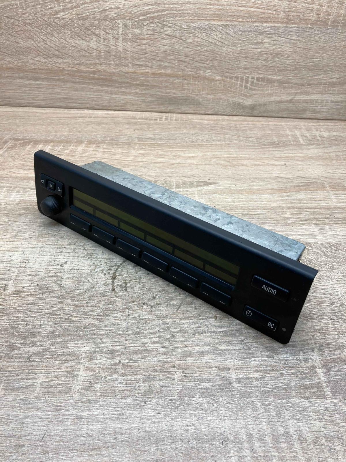 8384930   Radio/CD/DVD/GPS head unit BMW 5 E39