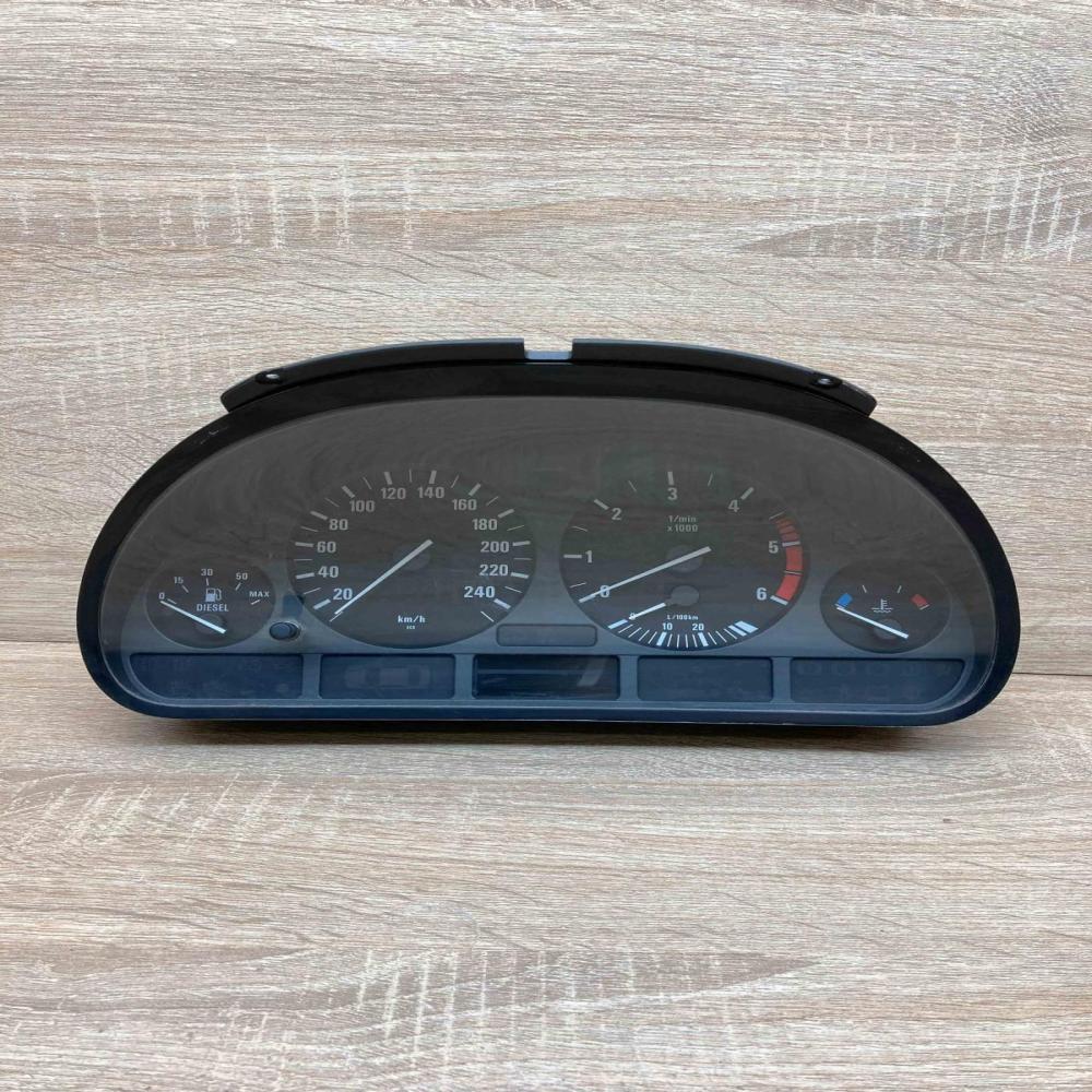 8381198 110 008 735 054 Speedometer (instrument cluster) BMW 5 E39