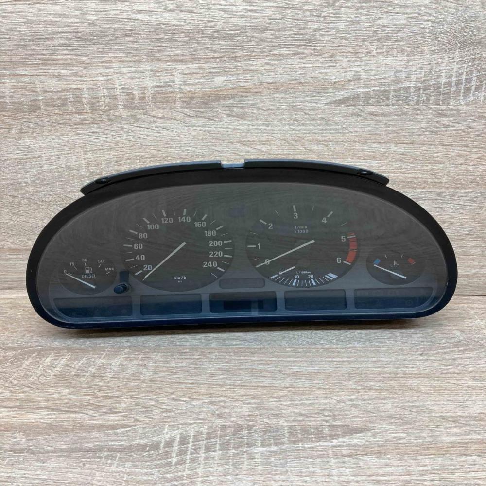 8372361 110 008 735 027 Speedometer (instrument cluster) BMW 5 E39