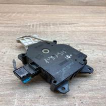 113800 2810   Air flap motor/actuator Toyota Avensis T270