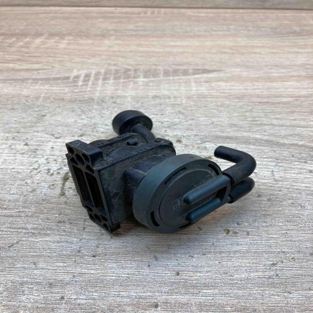 4534375   Turbo solenoid valve Opel Zafira A