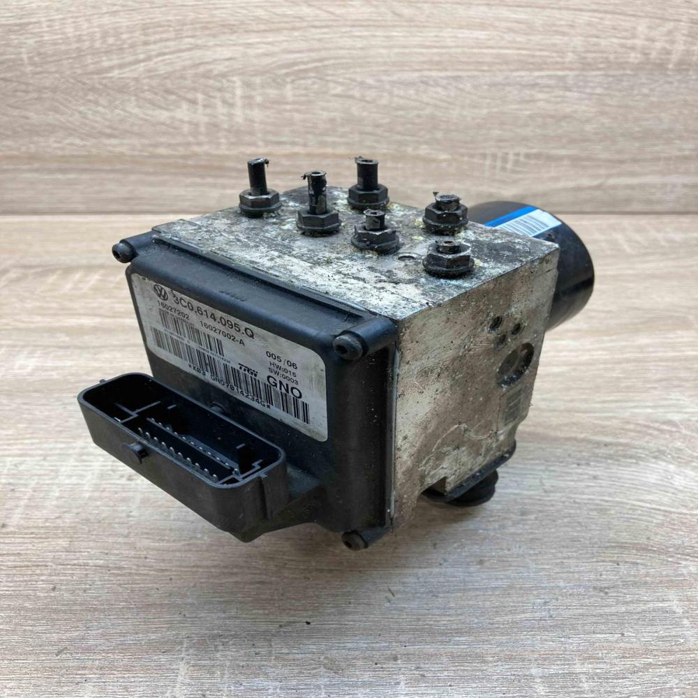 3C0 614 095 Q 16027202  ABS Pump Volkswagen PASSAT B6