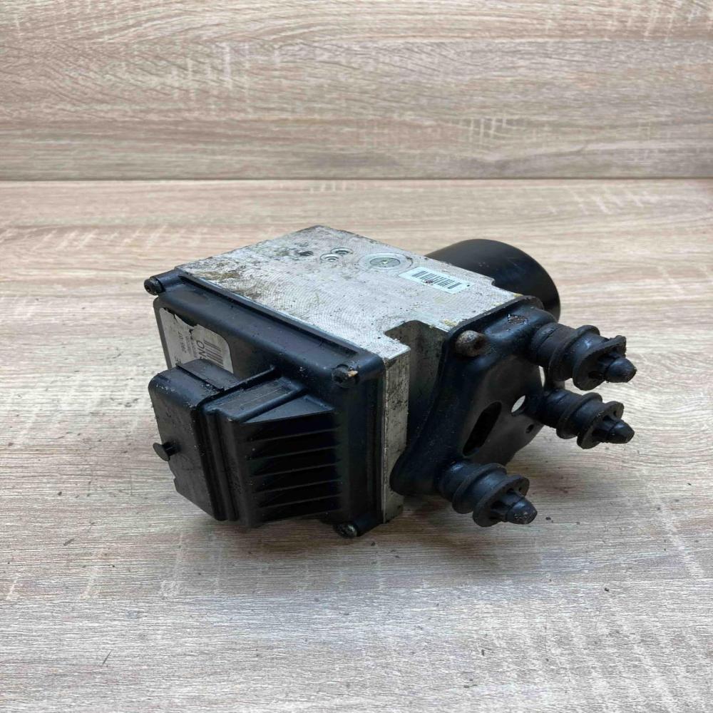 3C0614109E 16431603  ABS Pump Volkswagen PASSAT B6