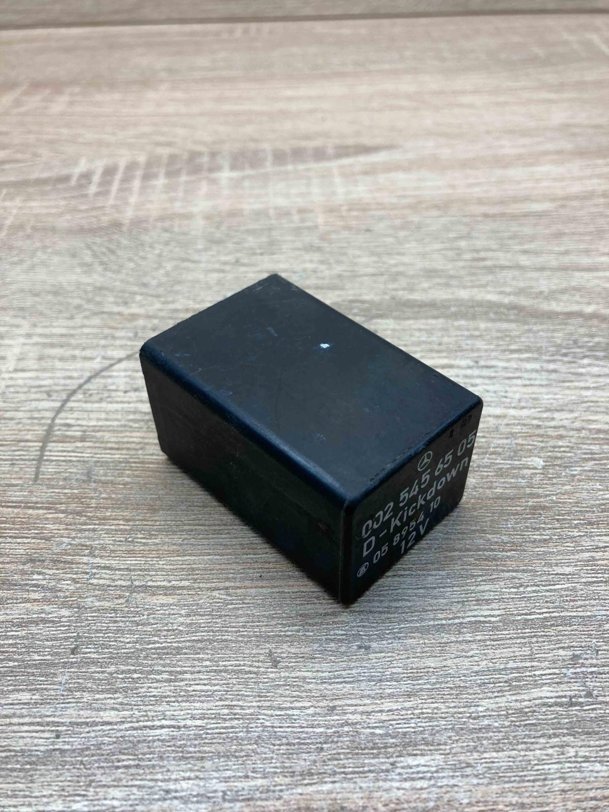 0025456505 05895410  Other relay Mercedes-Benz E W124