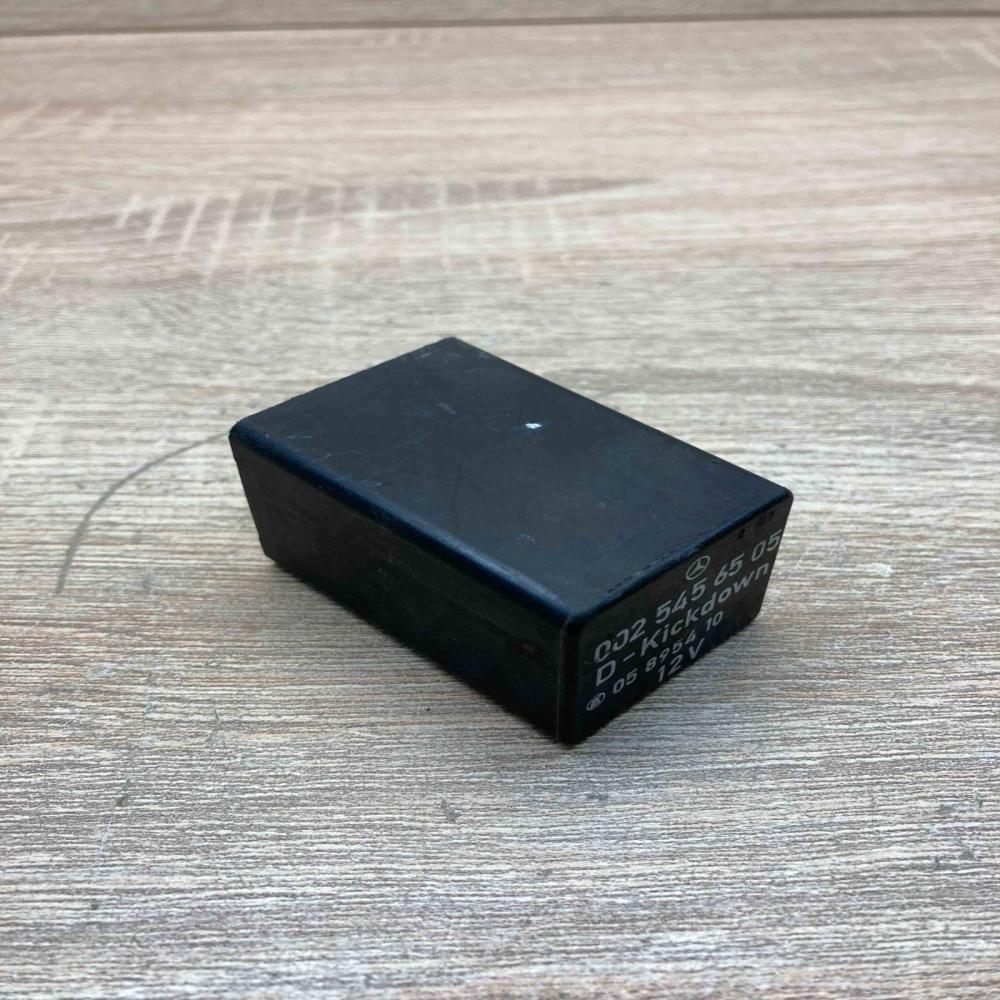 0025456505 05895410  Other relay Mercedes-Benz E W124