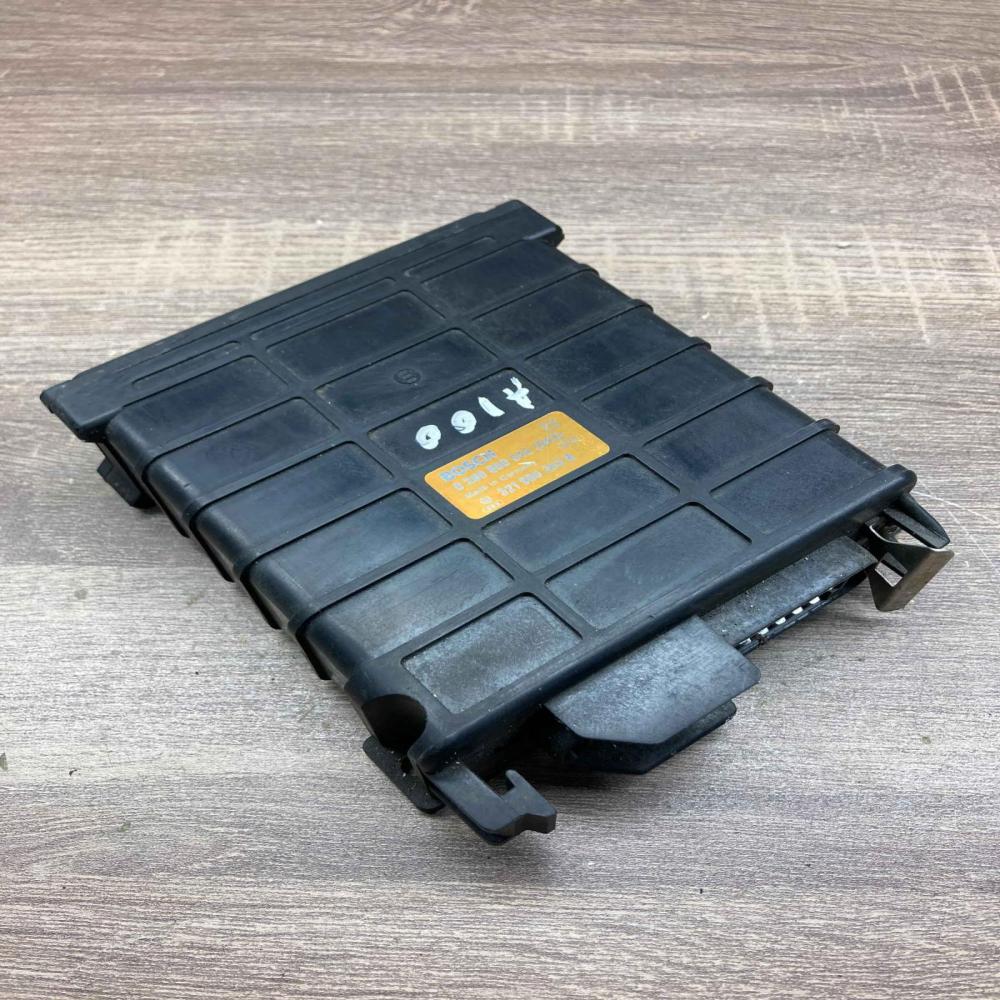 0280800042 321906263B  Engine control unit/module ECU Volkswagen Golf II