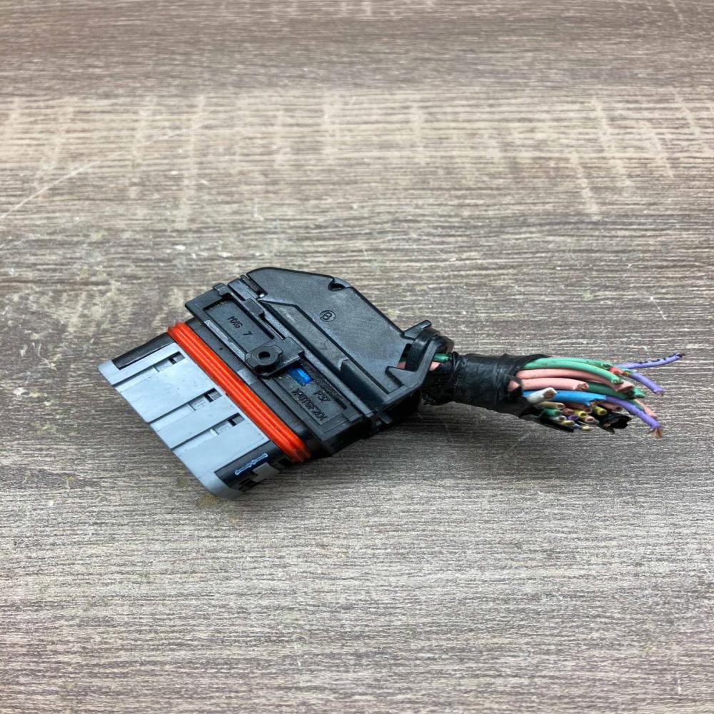 50 3002109 06B   Plug wire Audi A6 S6 C5 4B