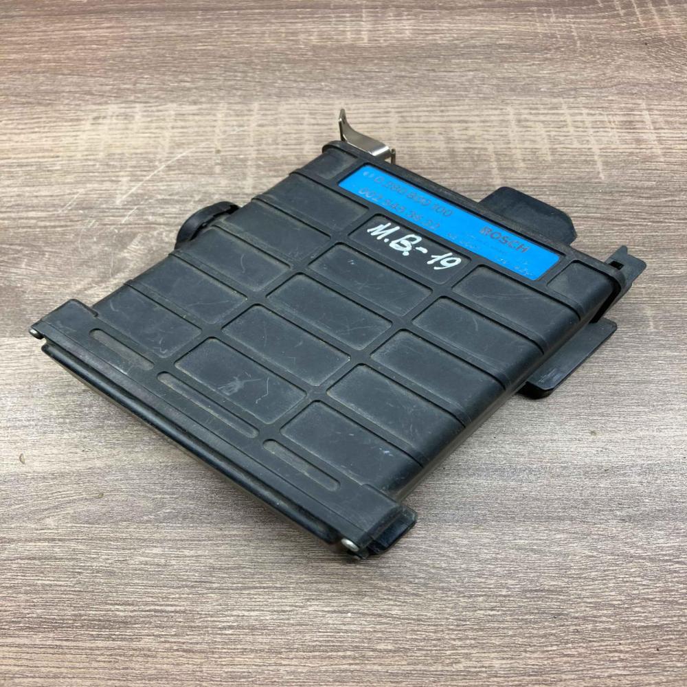0280800100 0025453632  Engine control unit/module ECU Mercedes-Benz E W124