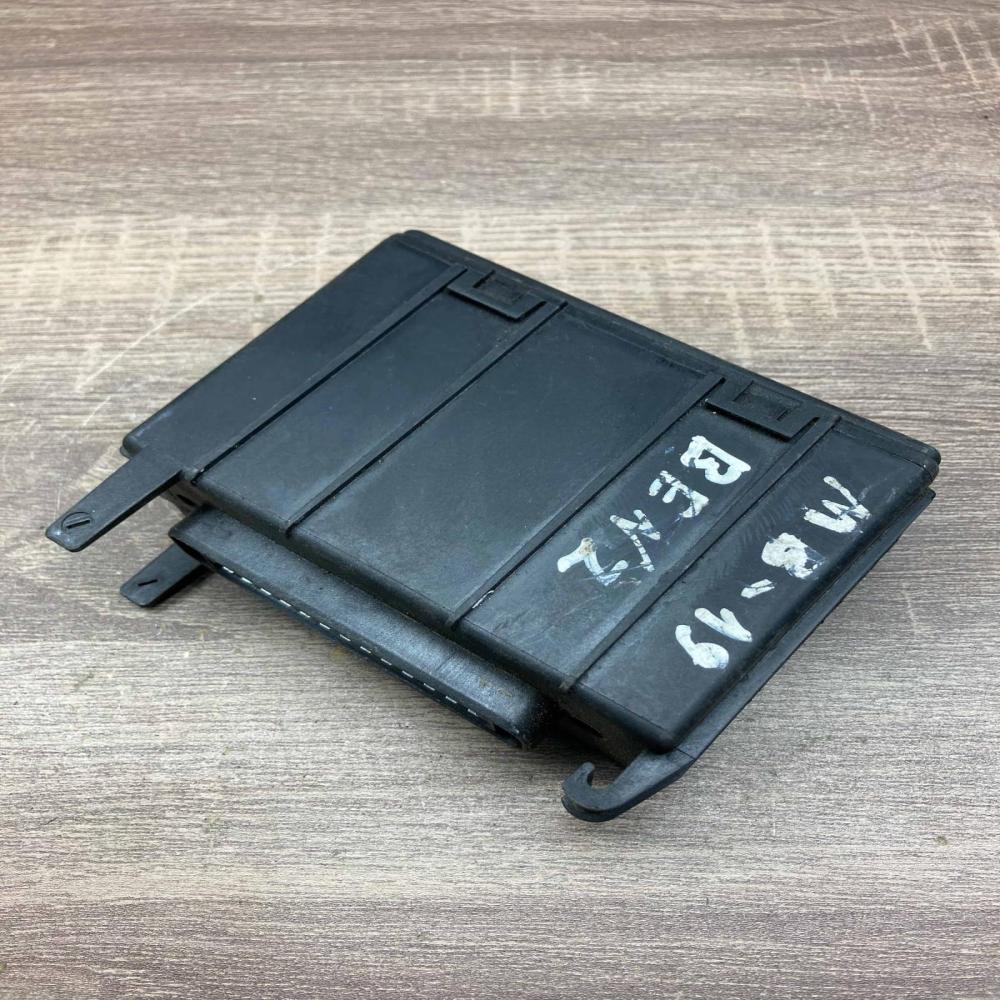 HJS63010009 KBA 16649  Other relay Mercedes-Benz 190 W201