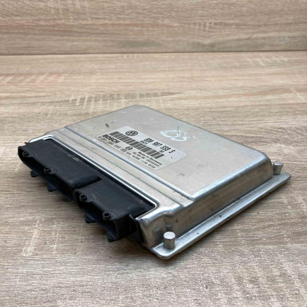 8D0907558S 0261204956  Engine control unit/module ECU Volkswagen PASSAT B5