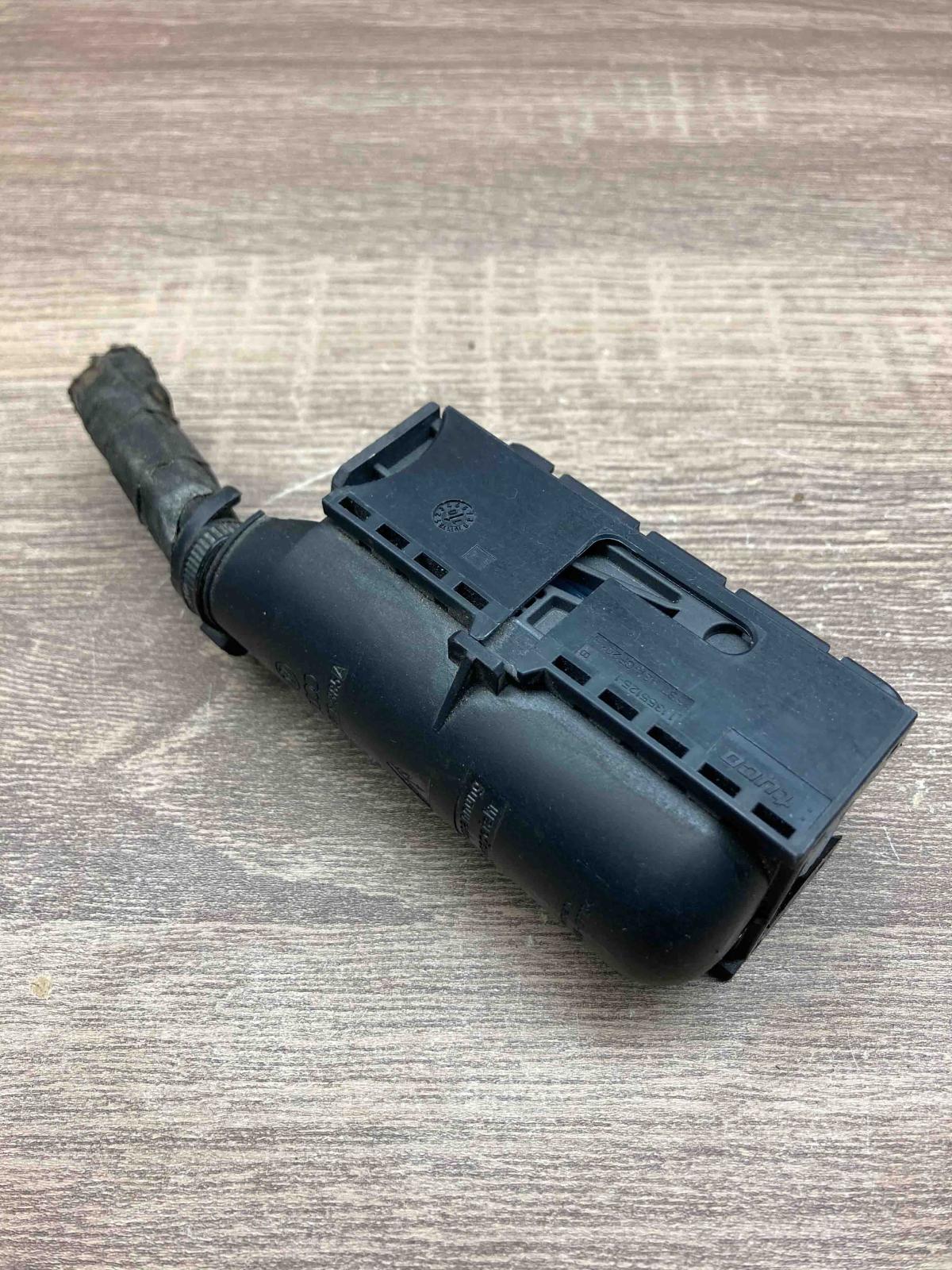 PA66GF13 7L0906385A  Plug wire Audi Q7 4L