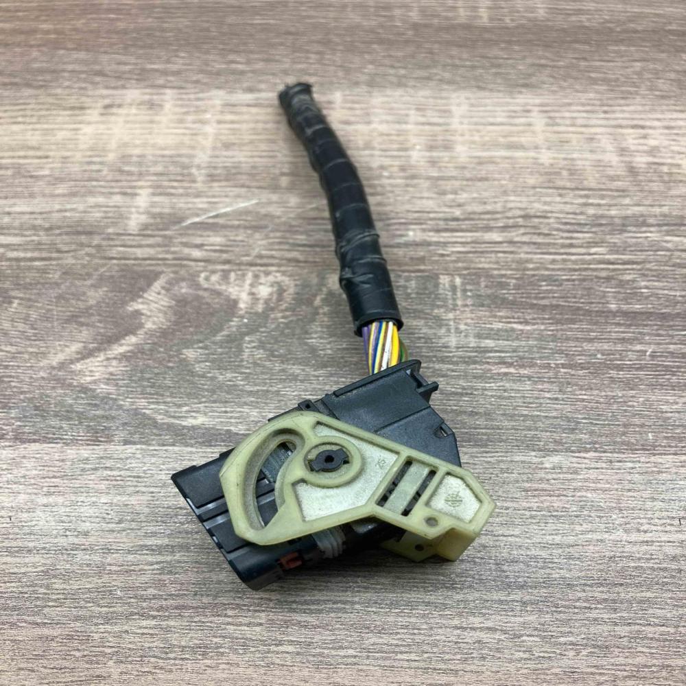 417196758   Plug wire Volkswagen PASSAT B6