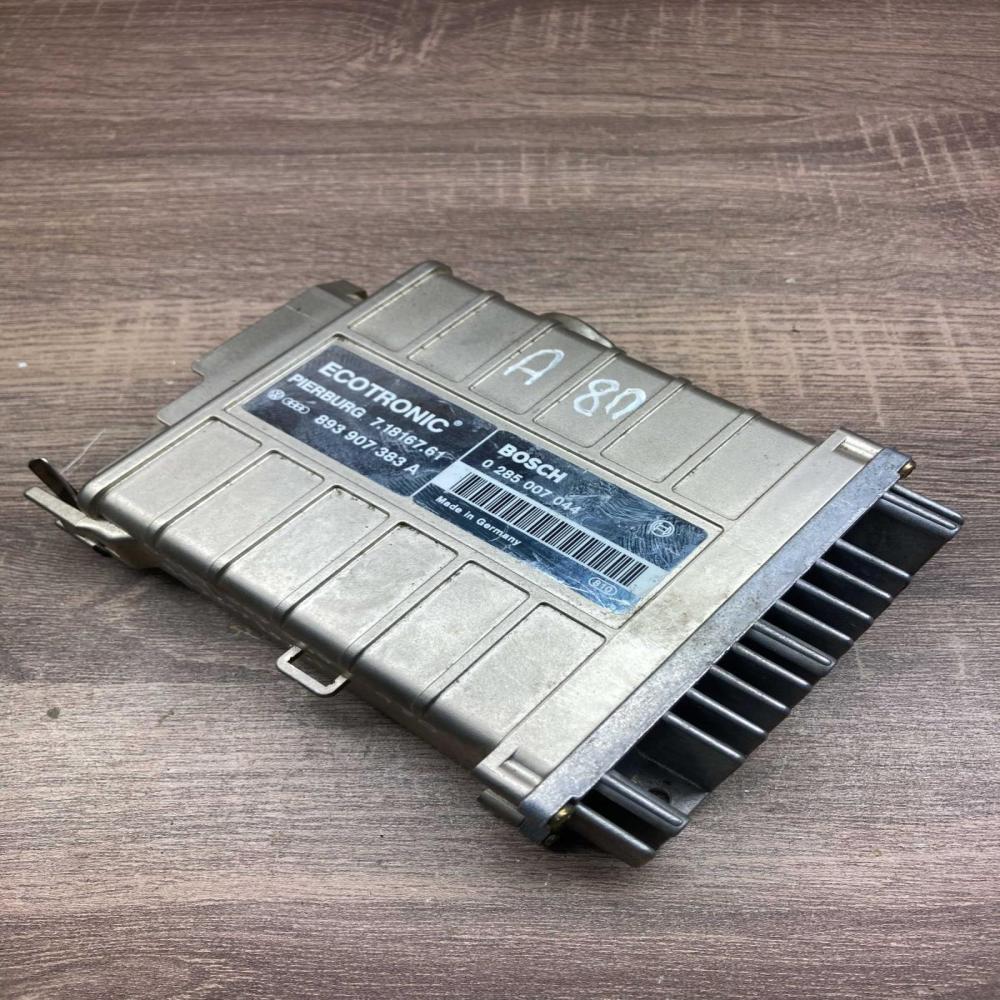 893907383A 0285007044  Engine control unit/module ECU Volkswagen Golf II