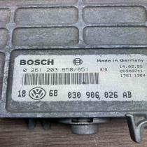 030906026AB 0261203650  Engine control unit/module ECU Volkswagen Golf III
