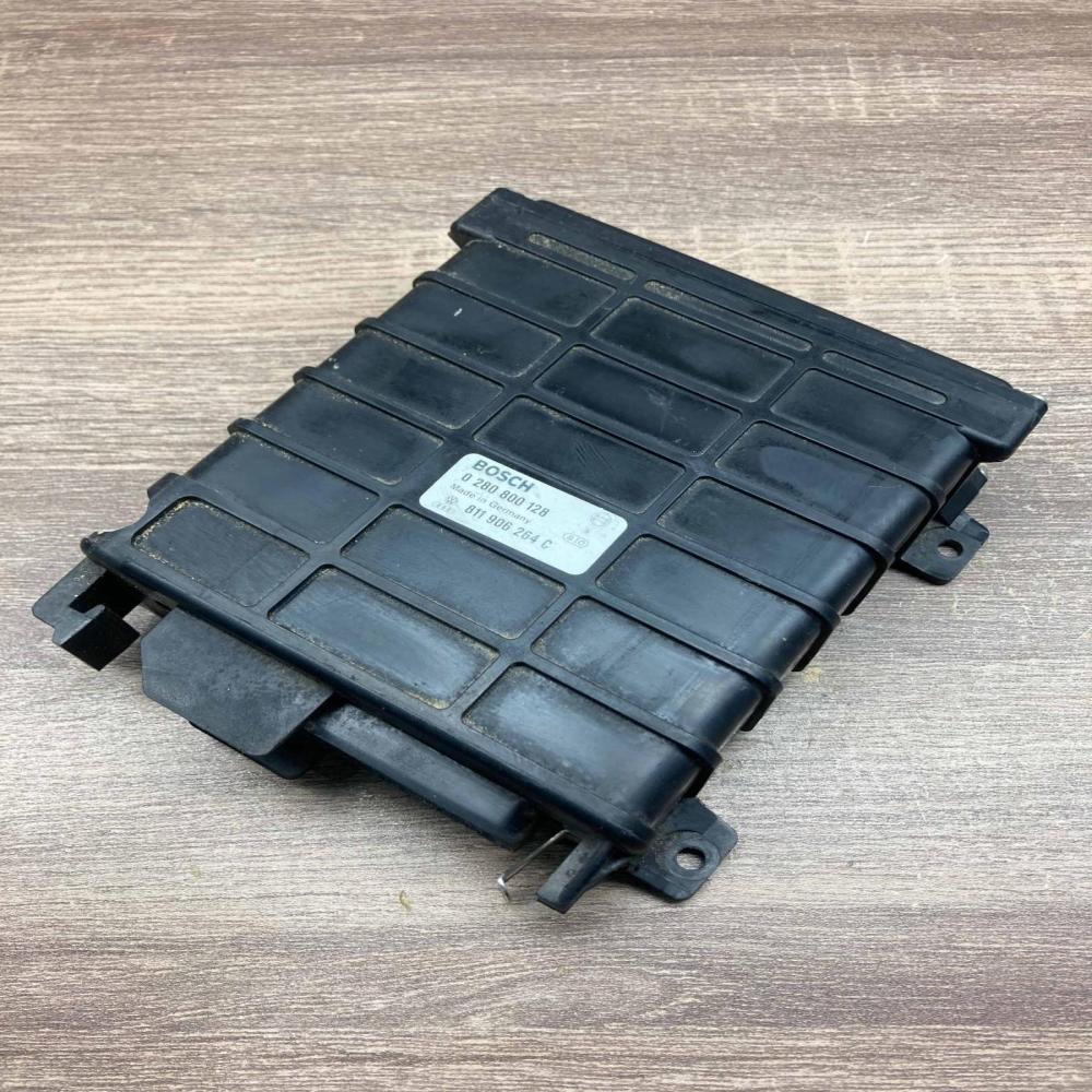 0280800128 811906264C  Engine control unit/module ECU Audi 80 90 S2 B4