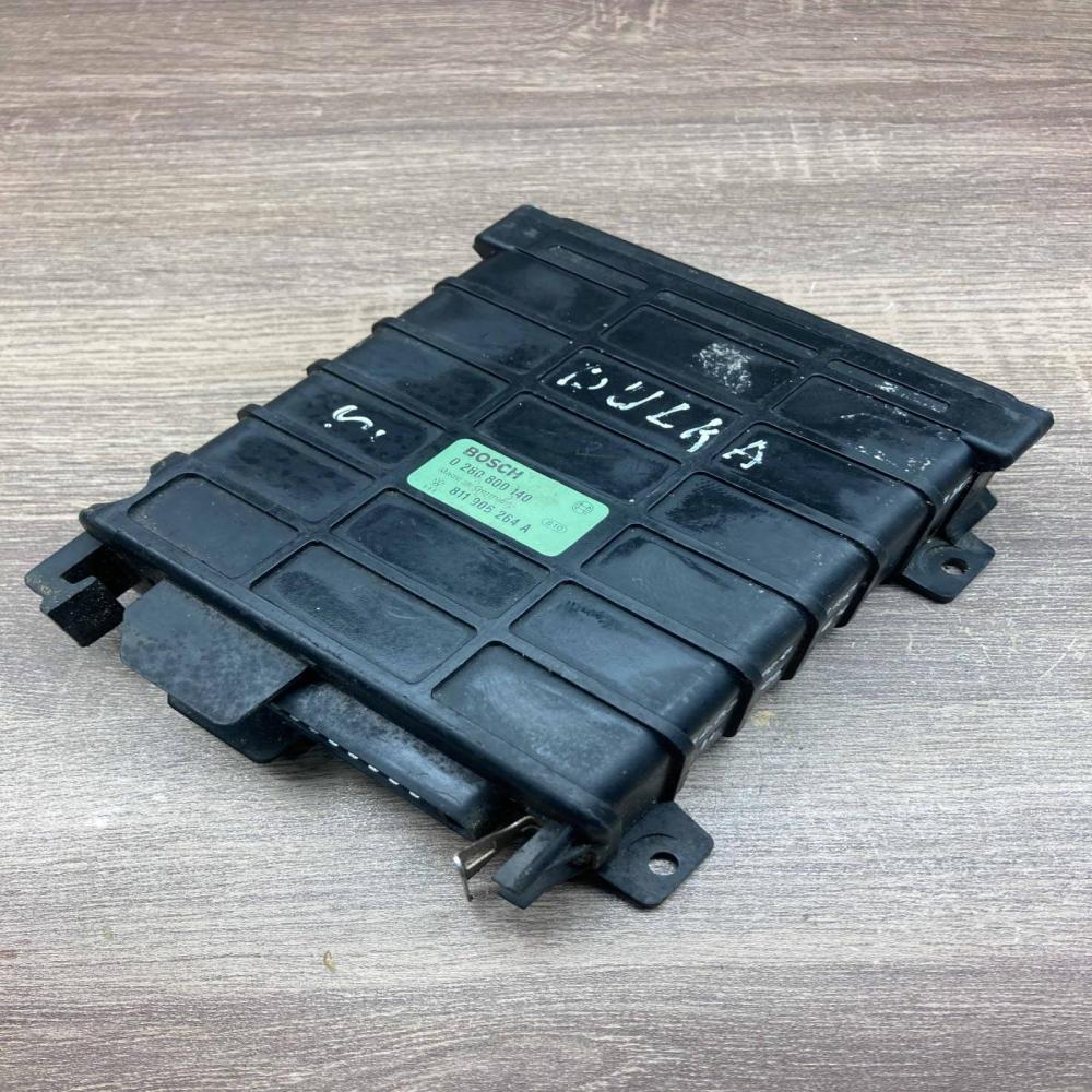 0280800140 811906264A  Engine control unit/module ECU Audi 80 90 B3