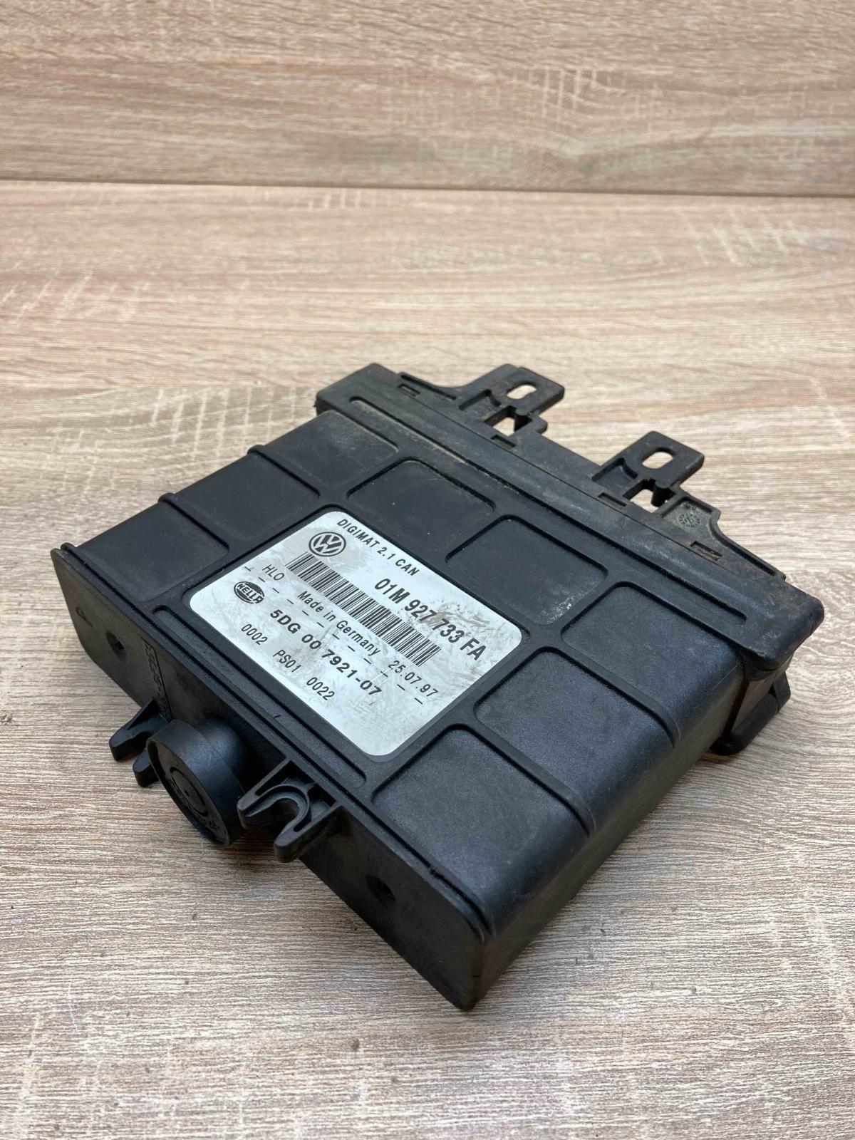 01M927733FA 5DG007921 07  Gearbox control unit/module Volkswagen Golf IV