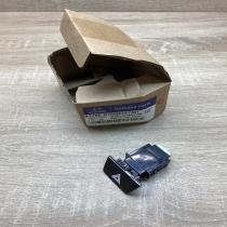 93790 N7000 93790 N7000UAYQH 93790N7000 Hazard light switch Hyundai Tucson IV NX