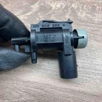 1K0906283A   Turbo solenoid valve Volkswagen Transporter - Caravelle T5
