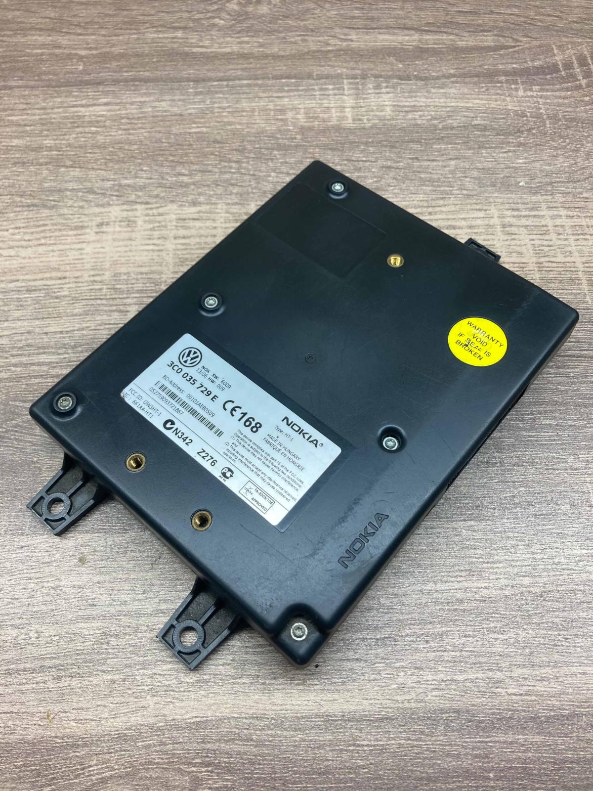 3C0035729E   Phone control unit/module Volkswagen PASSAT B6