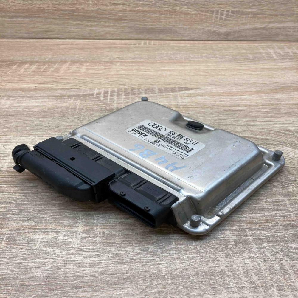 038906019LF 0281011210  Engine control unit/module ECU Audi A4 S4 B6 8E 8H
