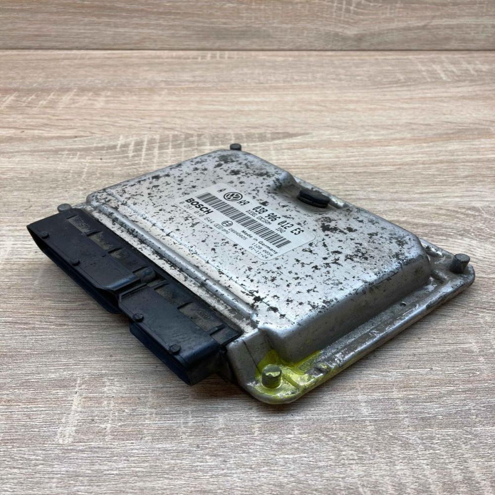 038906012ES 0281010644 AA9 Engine control unit/module ECU Volkswagen Golf IV