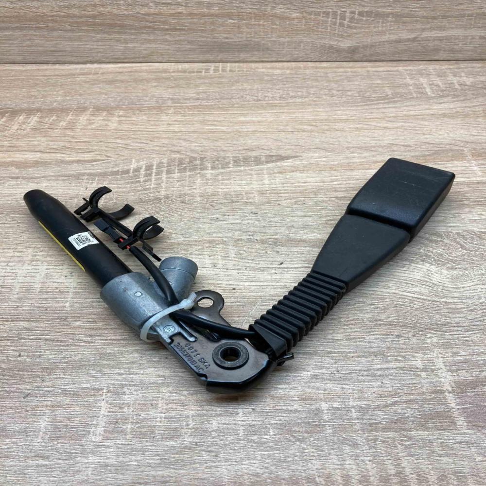 305537010 AC 729596401  Front seatbelt buckle BMW X3 F25