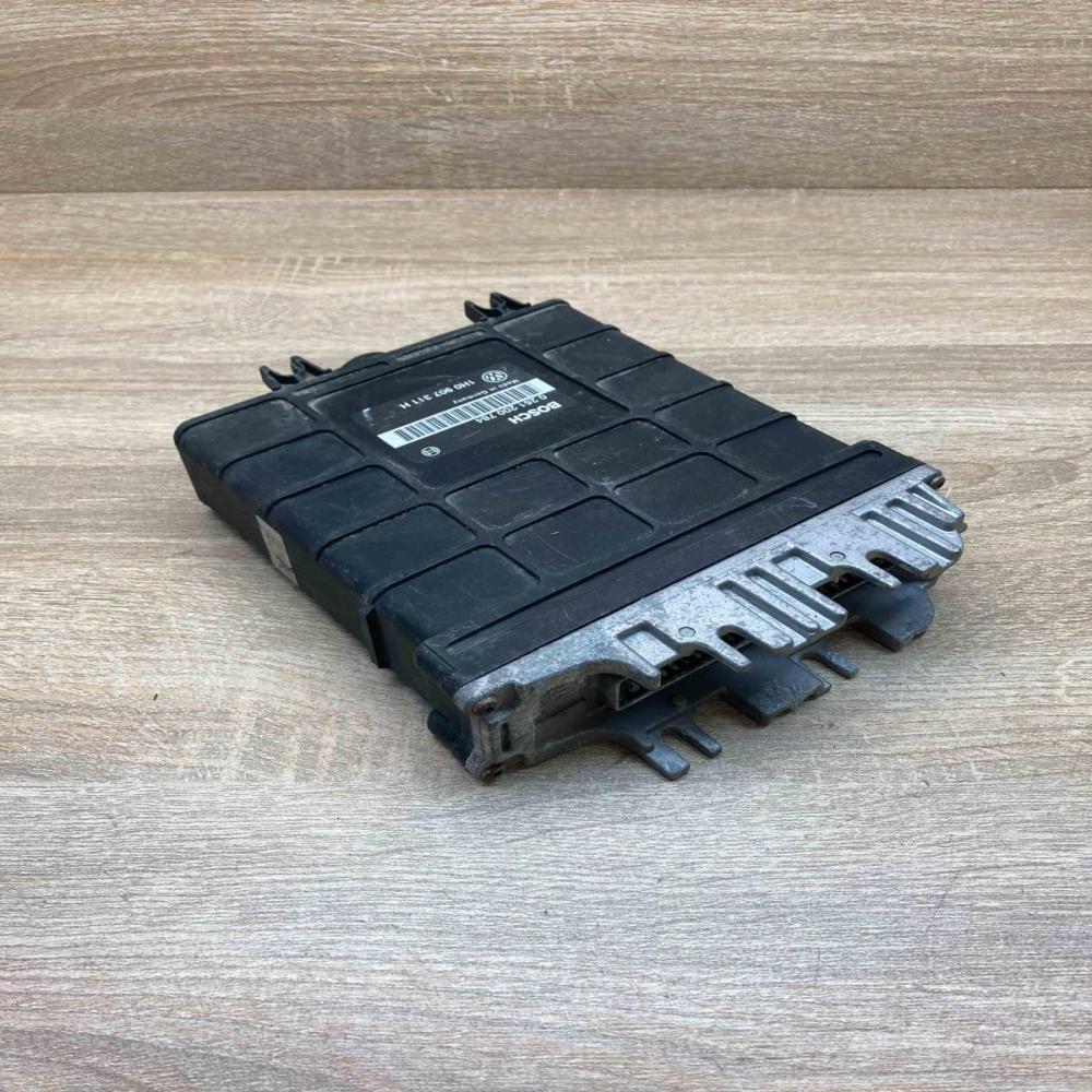 1H0907311H 0261200784  Engine control unit/module ECU Volkswagen Golf III
