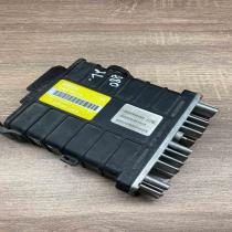 855907403B 0280000718  Engine control unit/module ECU Audi 80 90 B3