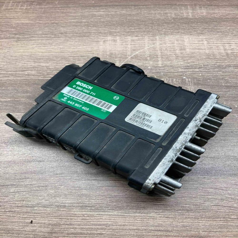 443907403 028000711  Engine control unit/module ECU Audi 80 90 S2 B4